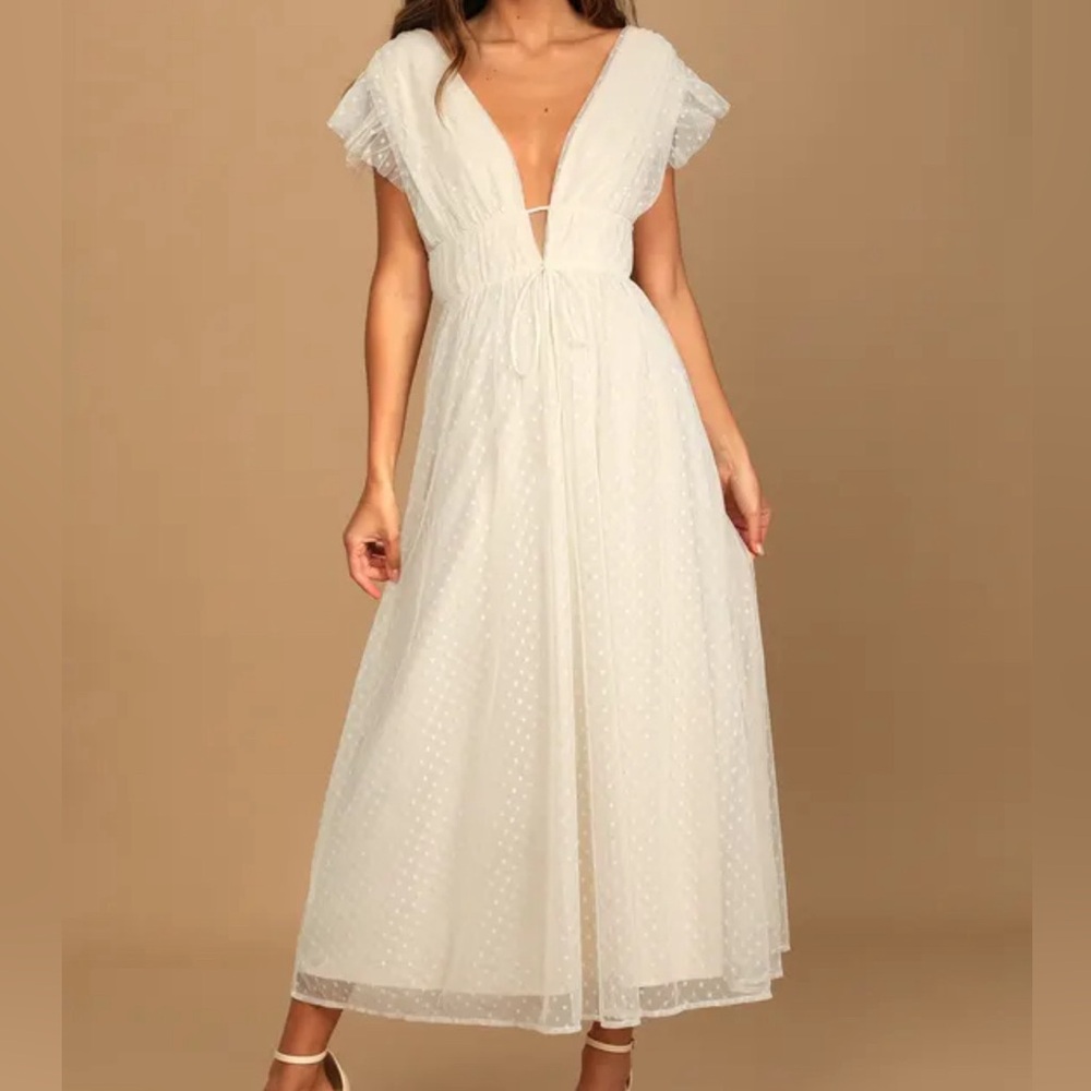 Lulu’s Cream Swiss Dot Midi Dress